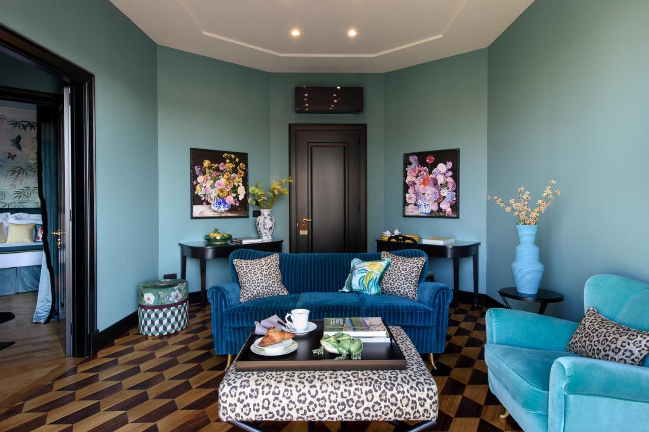 Velona'S Jungle Luxury Suites Флоренція Екстер'єр фото