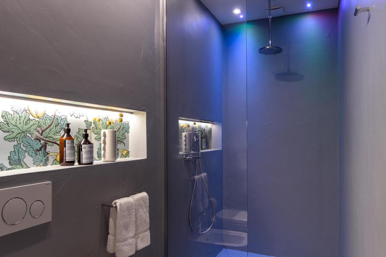 Velona'S Jungle Luxury Suites Флоренція Екстер'єр фото