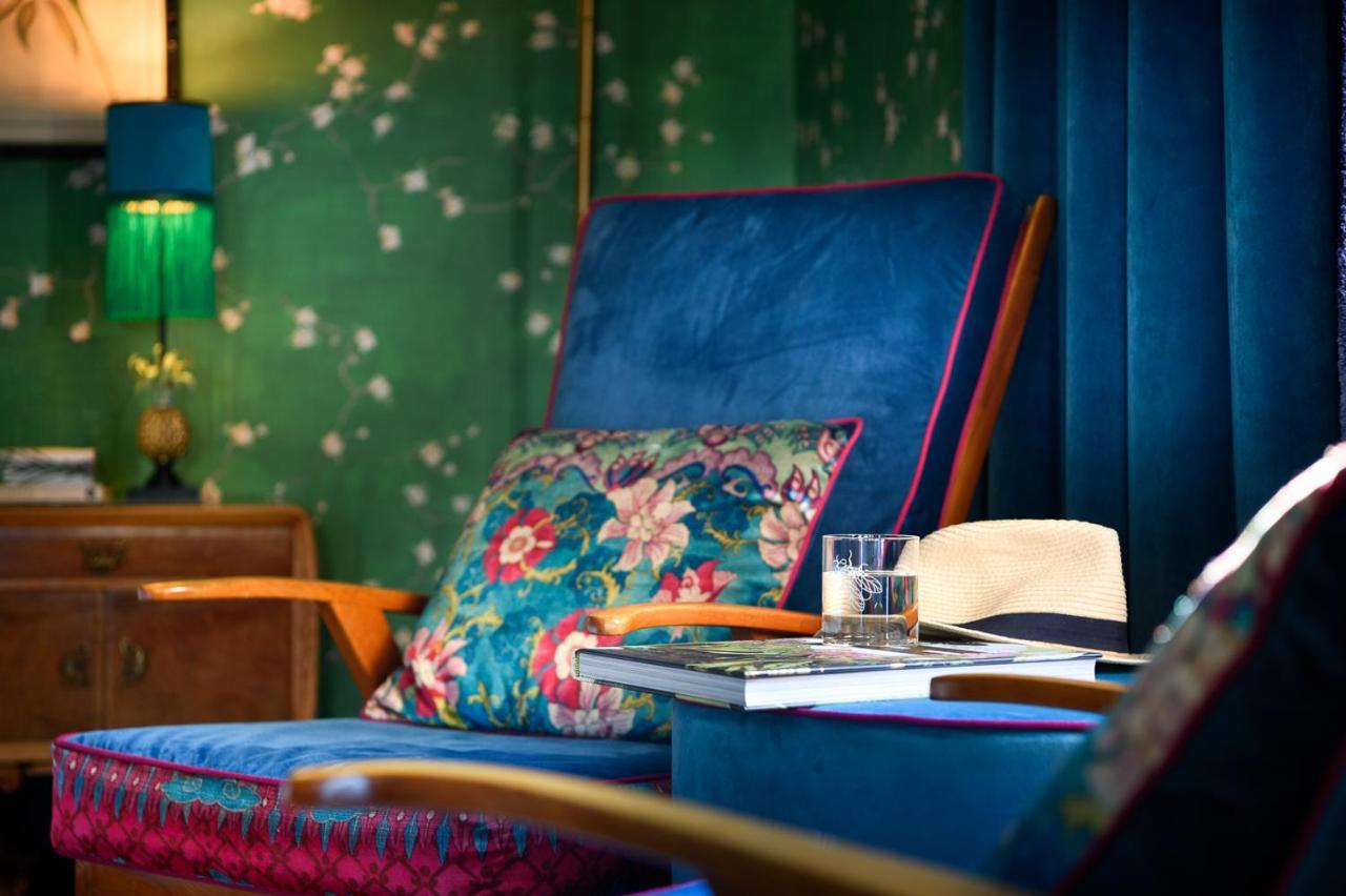 Velona'S Jungle Luxury Suites Флоренція Екстер'єр фото