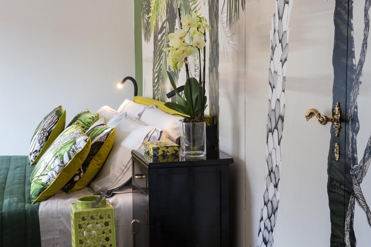 Velona'S Jungle Luxury Suites Флоренція Екстер'єр фото